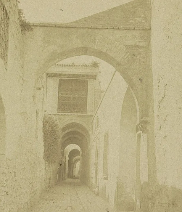 Passage voûté à Tunis